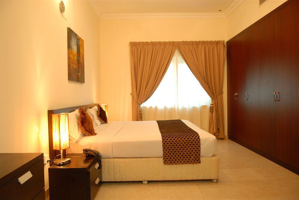 Arabian Suites Dubai Exterior photo